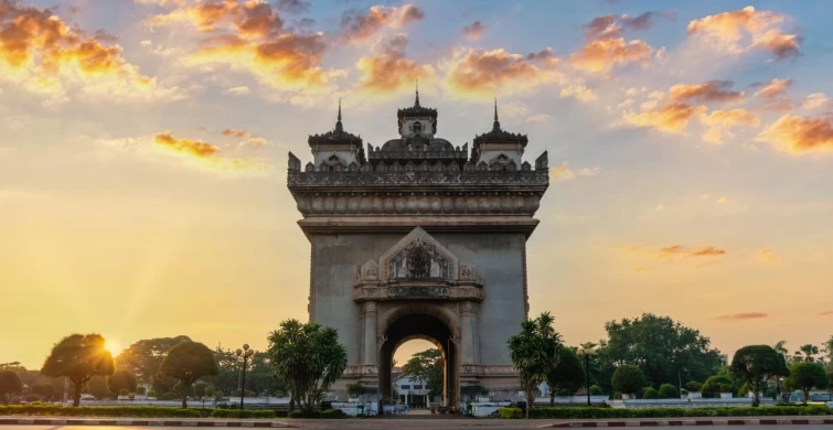 Tour Du Lịch Thái Lan – Lào 5N4Đ: Bangkok – Vientiane – Luang Prabang Hành Trình Khu Vực